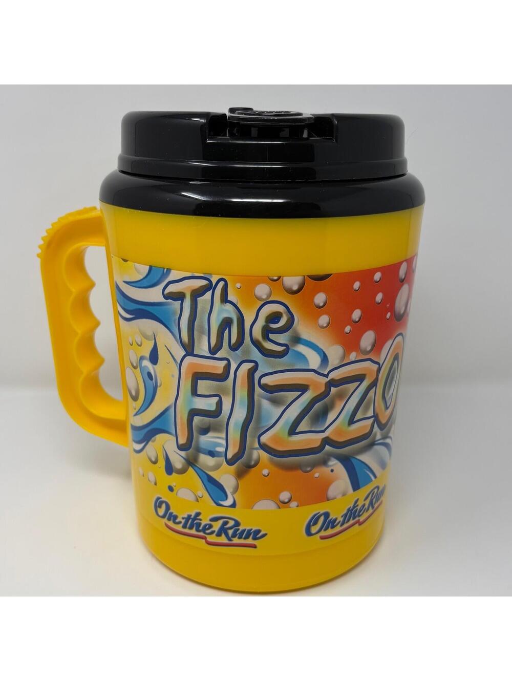 On The Run The FIZZONATOR 64 oz Refillable Plastic with Straw
